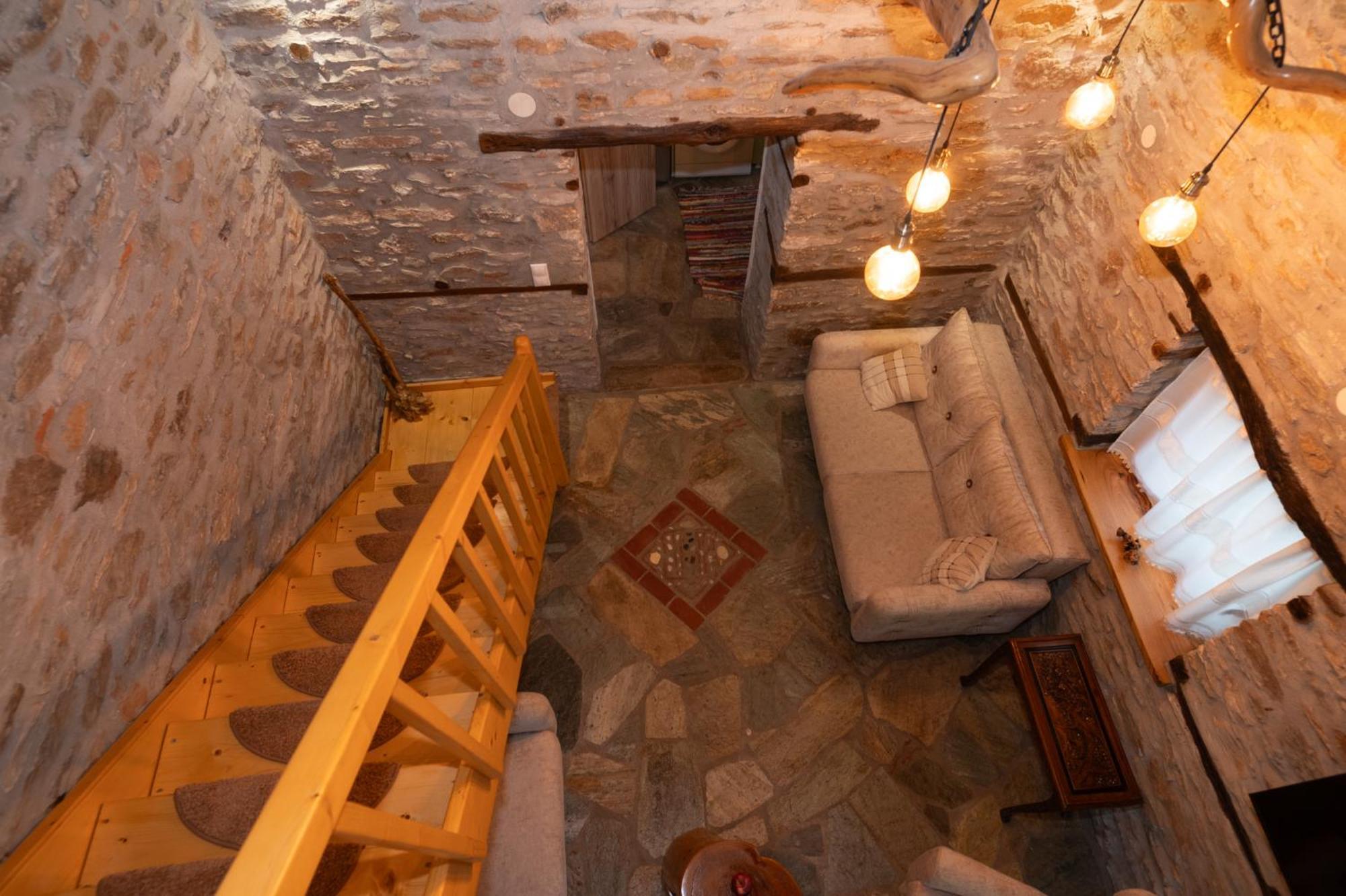 Aristoteli'S Stone House Makrirrákhi Dış mekan fotoğraf