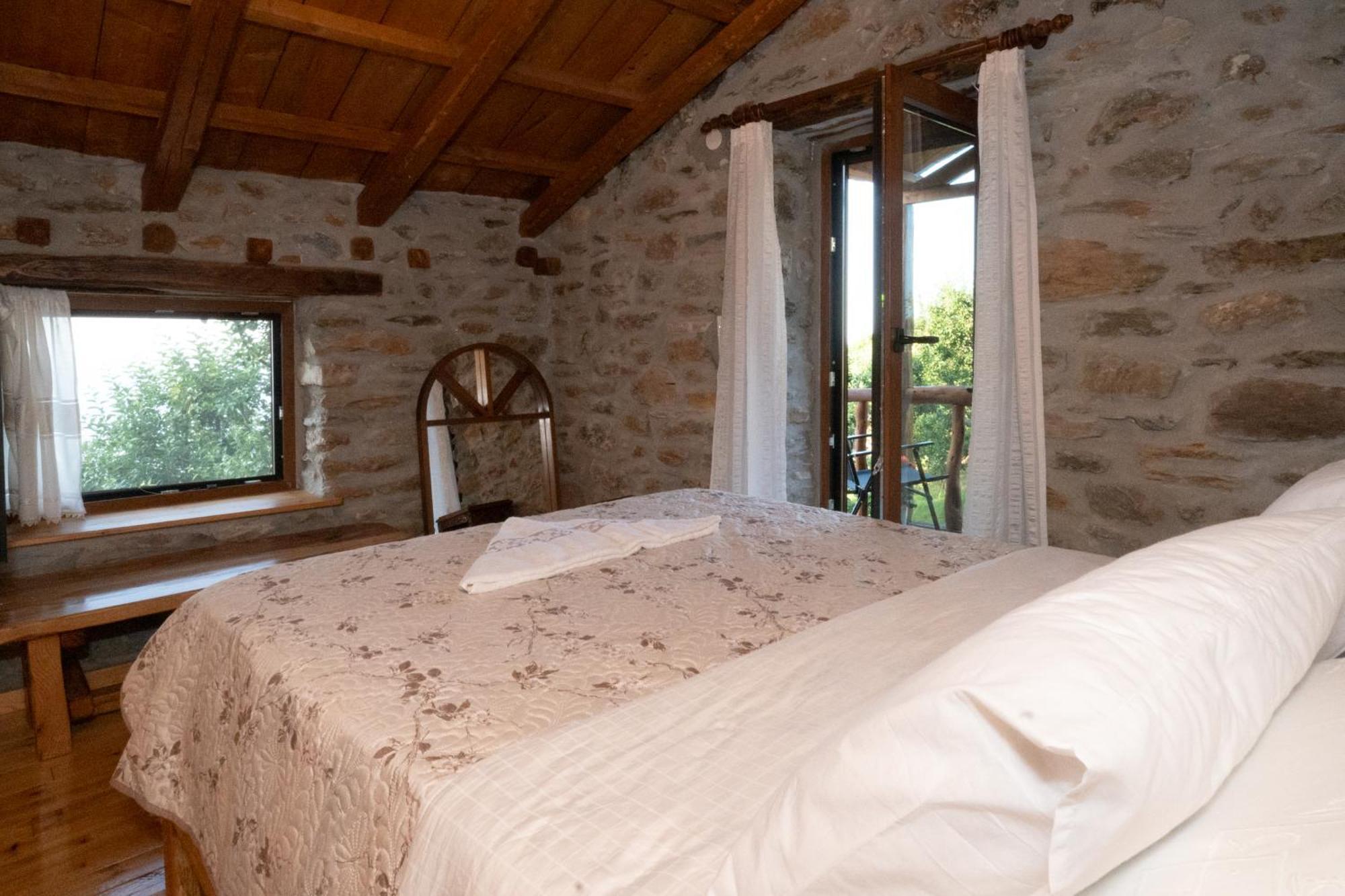 Aristoteli'S Stone House Makrirrákhi Dış mekan fotoğraf